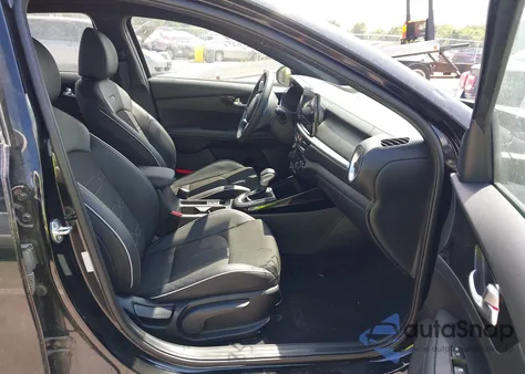 2024 Kia Forte Gt-Line из США, поврежденный, VIN 3KPF54AD4RE728820